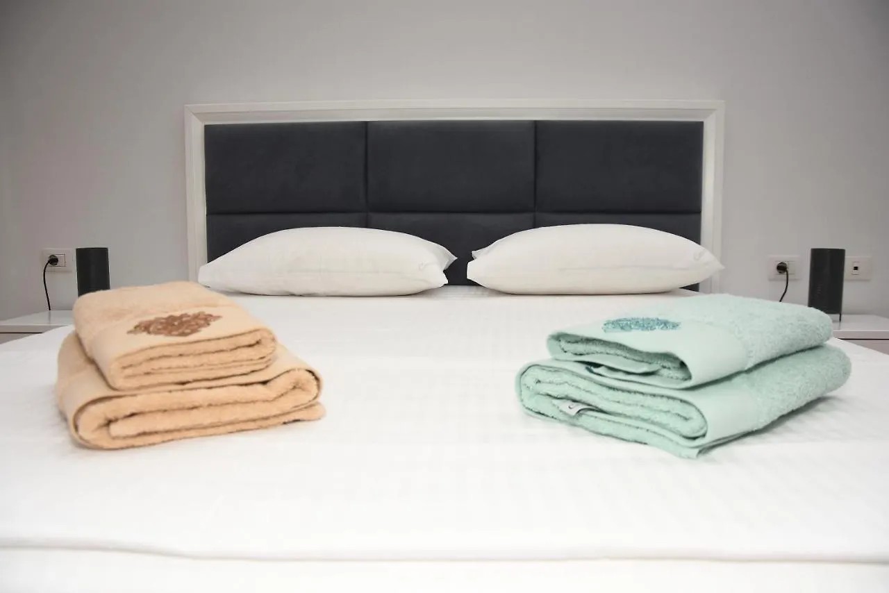 Click Apartments - Tirana